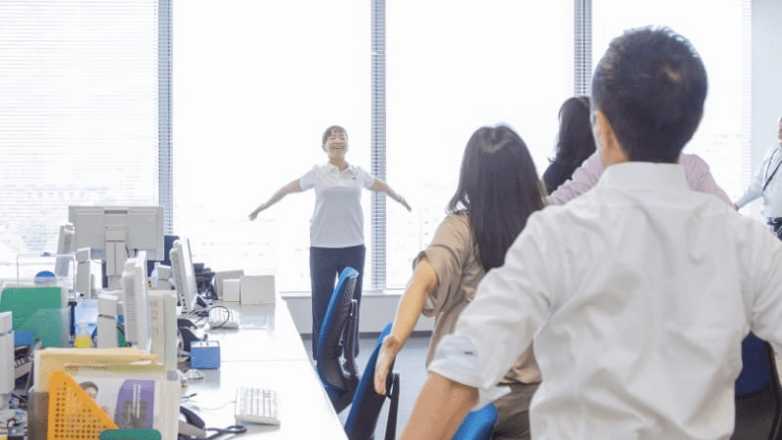 体操をしている